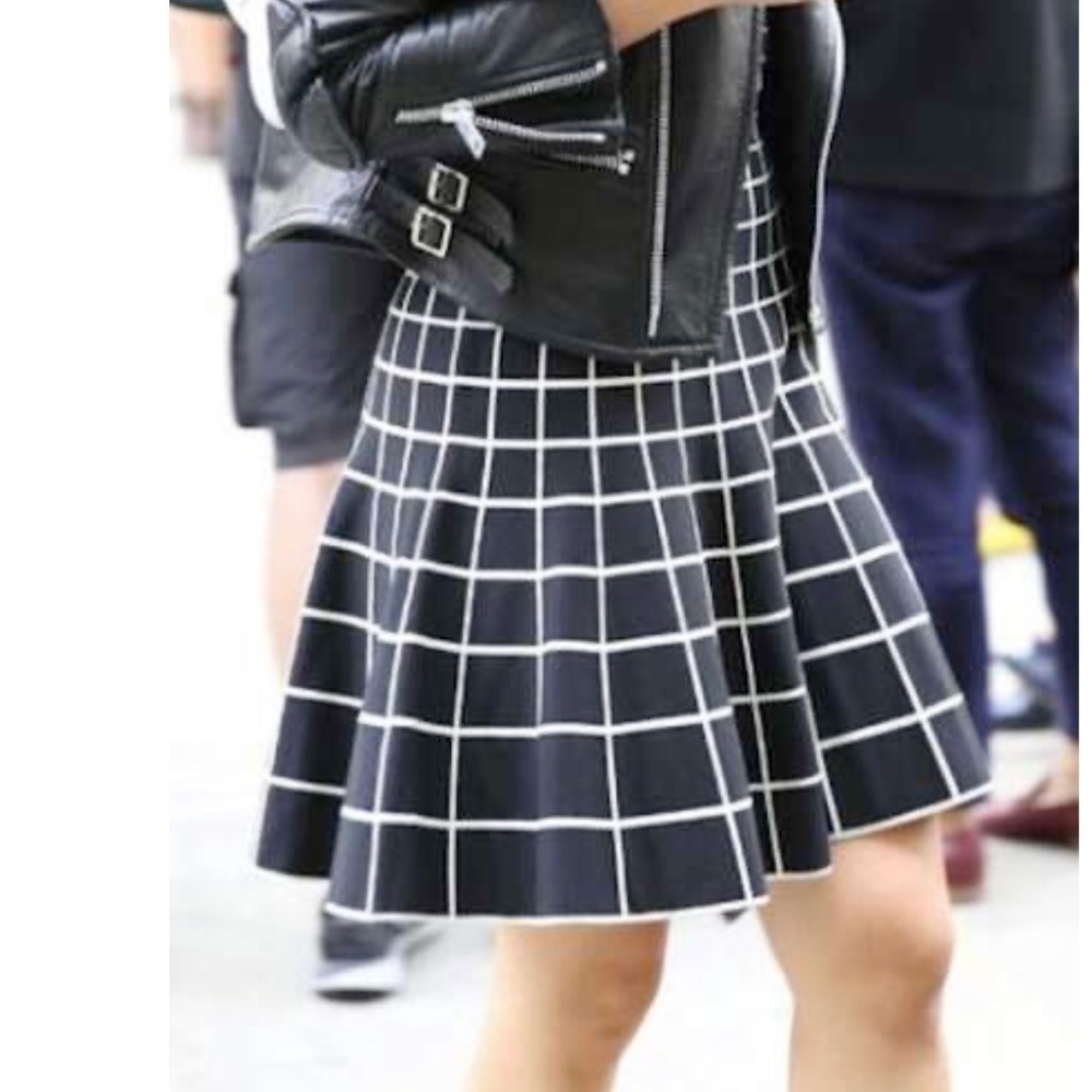 Saks Fifth Avenue Black Label Knit Skirt Plaid Academia Black Cream High waist M